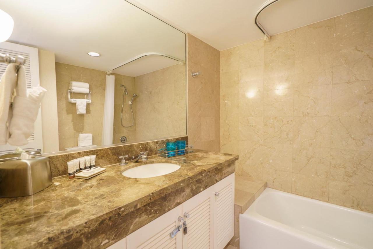 Studio Unit At The Royal Garden, In Waikiki ワイキキ・ロイヤルガーデン Honolulu Esterno foto